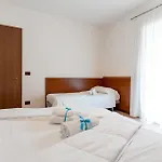 Апартаменты Ai Pini-villa *