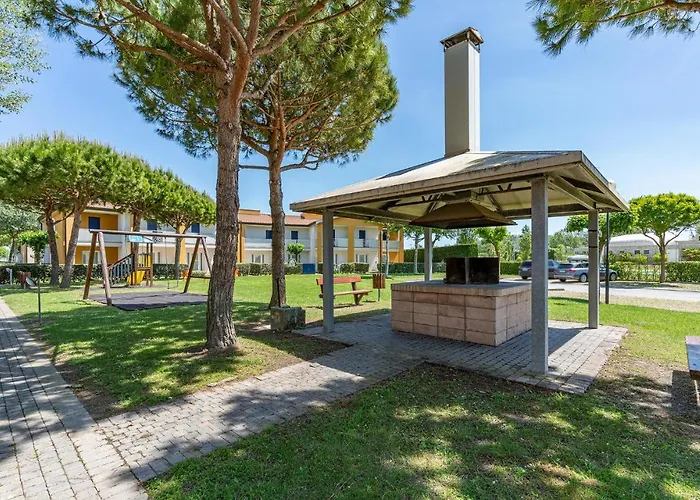 Ai Pini-villa شقة